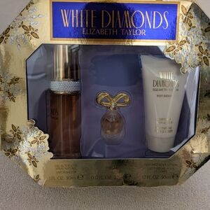 Elizabeth Taylor White Diamonds New 3 Pc Gift Set Damaged Box